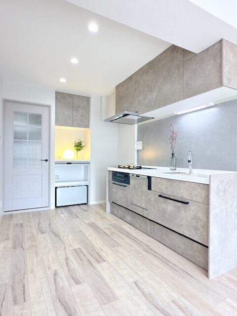 新大阪ハイツ　～新大阪駅徒歩３分！　リフォーム完成～