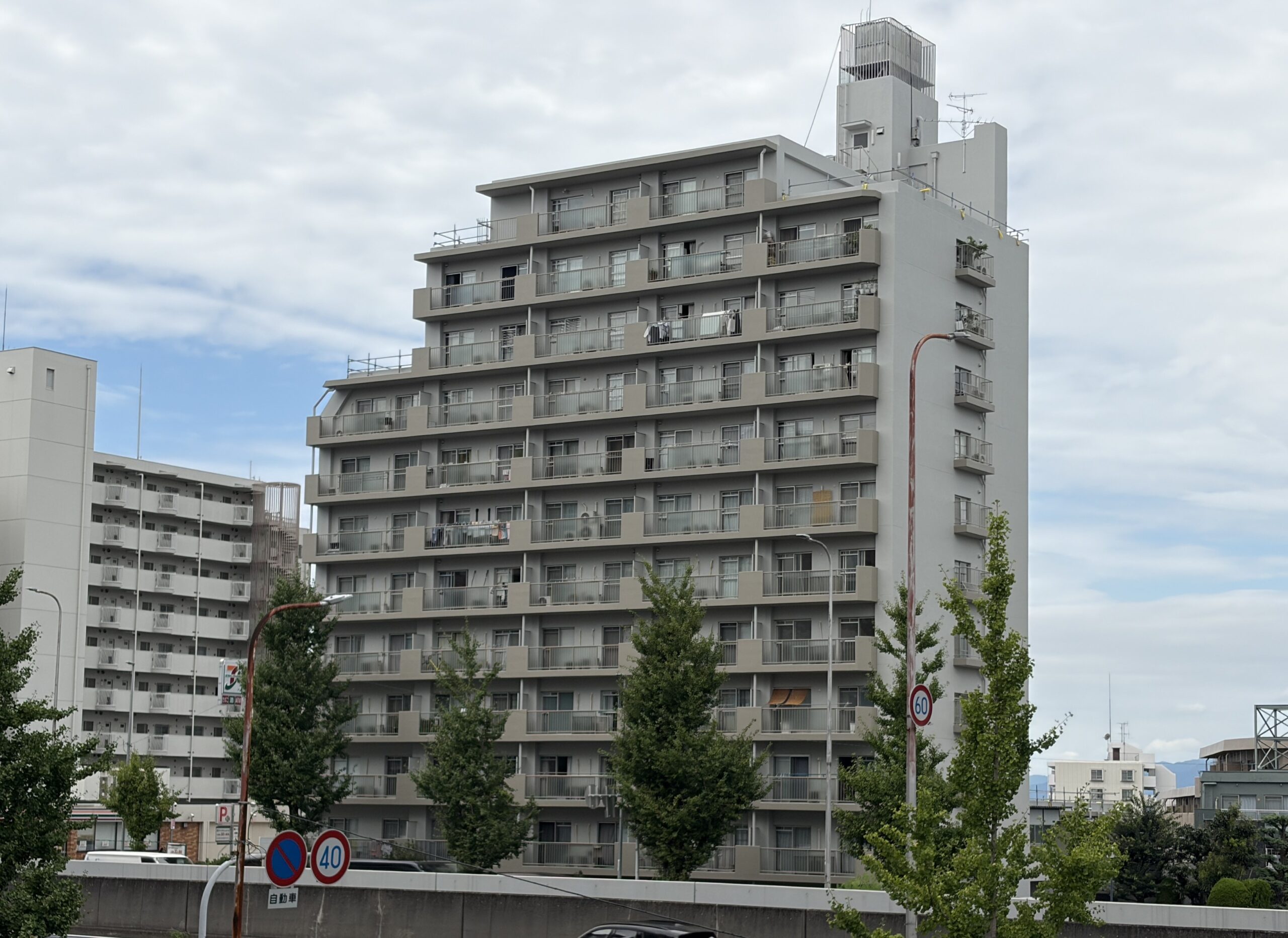 緑地公園パークハイツ　～リフォーム中～